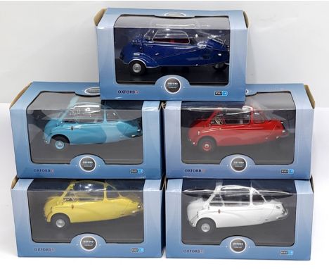 Oxford Automobile Company, 1:18 scale, a boxed Car group. &nbsp;Although unchecked for completeness condition generally appea