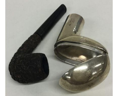 A rare Edwardian silver pipe case. London. By JE. Approx. 92 grams. Est. £60 - £80.