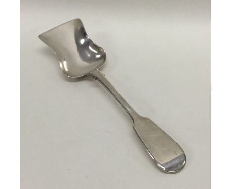 EXETER: A silver fiddle pattern long caddy scoop. By WRS. Approx. 26 grams. Est. £20 - £30. 