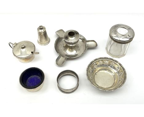 A selection of various small hallmarked silver items, to include small trinket dish with pierced side, hallmarked William Com