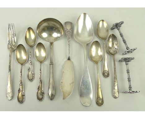 A quantity of American sterling silver flatware, comprising a cream ladle, fish knife, dessert fork and six various tea spoon