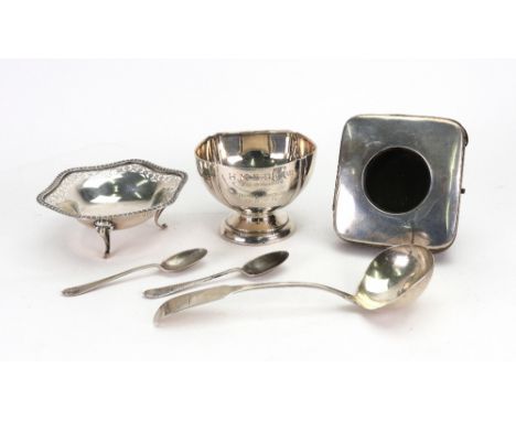 A George III silver fiddle pattern sauce ladle, Dublin 1808, crested, a silver bon bon dish, Goldsmiths & Silversmiths Compan