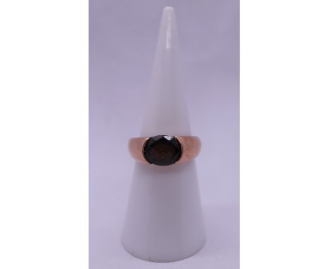 9ct rose gold faceted topaz set ring - Size K 