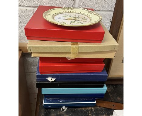 Large collection of collectors plates to include Spode
