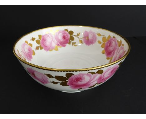 An early 20th century George Jones ceramic bowl: hand-gilded and decorated with pink roses in borders to the inside bowl and 