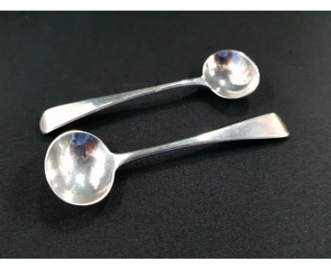 PAIR OF LONDON SILVER CADDY SPOONS