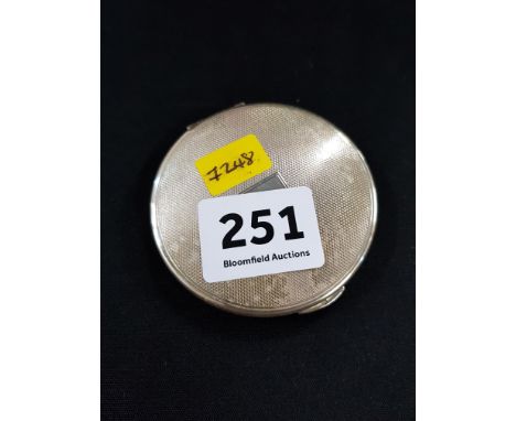 LADIES SILVER COMPACT 