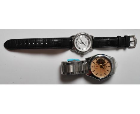 A contemporary gentleman's Rotary wrist watch having a silvered dial with roman numerals to the chapter ring and a subsidiary