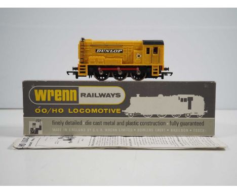 A WRENN W2243 OO gauge class 08 diesel locomotive in Dunlop yellow, unnumbered. VG/E in a G/VG box