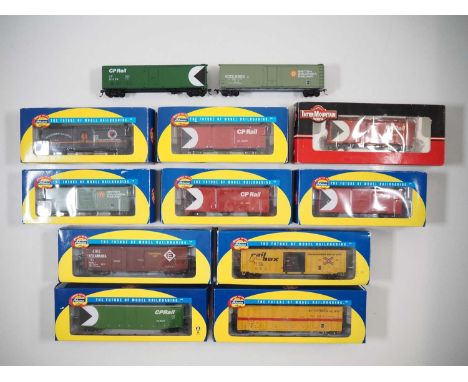 A group of mostly boxed Canadian outline HO gauge rolling stock by ATHEARN and others - VG in G boxes (12 - two unboxed)
