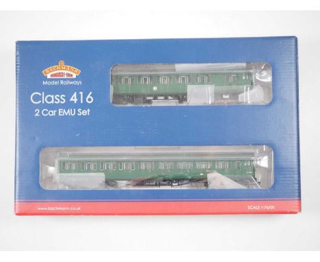 A BACHMANN OO Gauge 31-376 2EPB 2-car EMU in BR Southern Region green livery - VG/E (looks barely used) in VG box