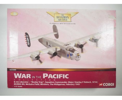 A CORGI Aviation Archive 1:72 scale AA34006 B-24J Liberator - VG/E in F/G box