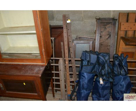 Two sash clamps and a quantity of G clamps
