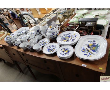 A quantity of Spode dinnerware