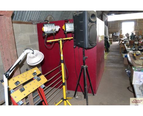 A twin builders spot lamp on adjustable tripod stand