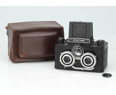 A 35mm Converted Sputnik Medium Format Stereoscopic Camera,black, body G-VG, shutter sticks on both sides, camera modified to