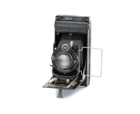 A J. H. Dallmeyer Rollfilm 'Speed' Camera,1920-30, black, serial no. 156, with Dallmeyer Pentac f/2.9 4Â¼" lens, black, seria