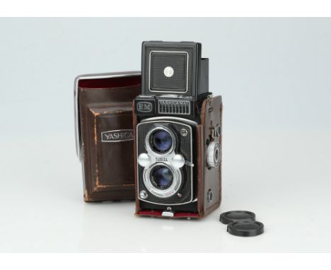 A Yashica EM Medium Format TLR Camera,black, serial no. 4035403, body G-VG, shutter working sporadically, sometimes fires on 