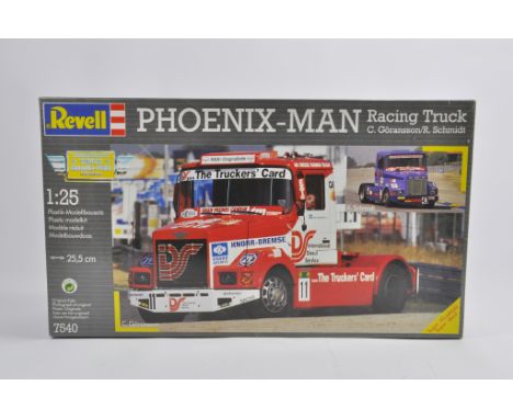 Revell 1/25 Scale Plastic Truck Kit. Phoneix Man Racing Truck. Complete. Ex Shop Condition. 