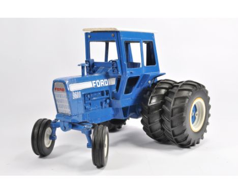 Impressive Large Scale Diecast Model of the Ford 9600 Tractor. VG. 