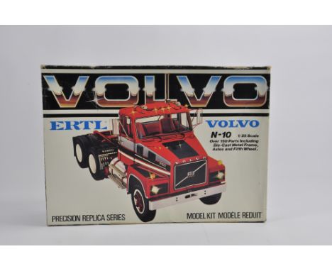 Ertl 1/25 Scale Plastic Truck Kit. Volvo N-10. Complete. Ex Shop Condition. 