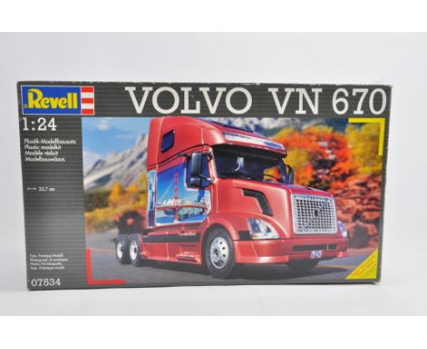 Revell 1/24 Scale Plastic Truck Kit. Volvo VN670. Complete. Ex Shop Stock. 