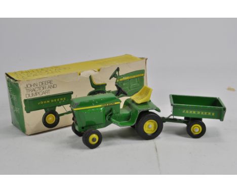 John Deere 140 Tractor and Trailer Set. Ertl 1/16. G in F box.
