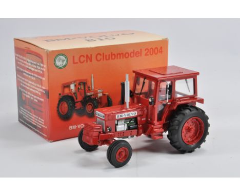 Rare Replicars 1/32 scale LCN Club Model 2004 Volvo BM 810 2WD Tractor. M in Box.