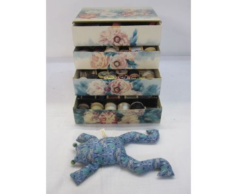 Modern sewing box&nbsp;containing various threads, assorted buckles and&nbsp;enamel badges (1 box)&nbsp;