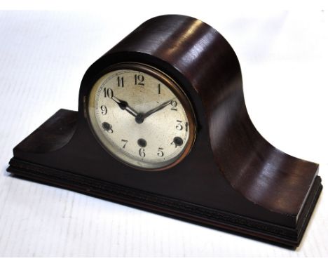 A 20th century Napoleon hat mahogany cased mantel clock, 25cm.