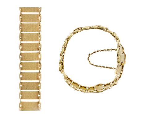 A 9ct engine-turned panel and chain link bracelet. Stamped H.G &amp; S 9ct, with three extra links, 16g.