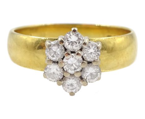 18ct gold round brilliant cut diamond cluster ring, London 1991, total diamond weight approx 0.45 carat Condition Report:Appr