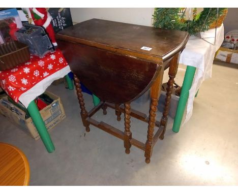 1930's oak barley twist gate leg table