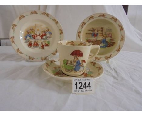 4 pieces of vintage (1950's) Royal Doulton child's set of Barbara Vernon "Bunnikins" design, consisting of a breakfast bowl (