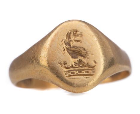 GOLD SEAL RING,in eighteen carat gold, size N, 3.8g