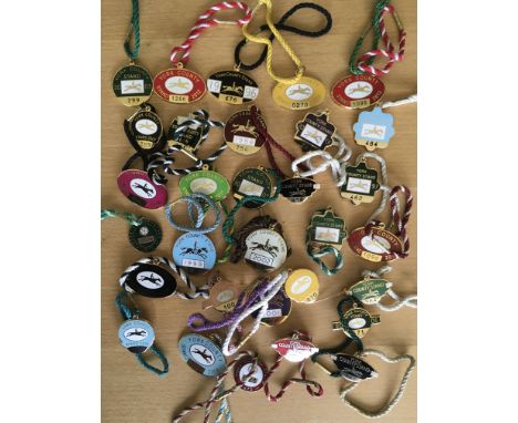 York Racecourse Enamel Badges: Mainly modern with the exception of a few from the 70s. Excellent with instructions to sell. (