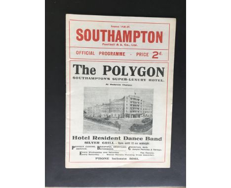 38/39 Southampton v Sheffield United Football Programme: Excellent condition 24 page Programme with no team changes for the f