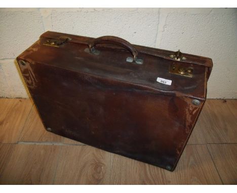 Leather vintage suitcase with twin brass locks 