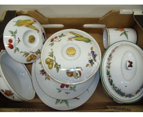 Small selection of Royal Worcester Evesham pattern serving plates, tureens etc 
