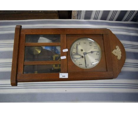 20TH CENTURY OAK CASED MANTEL CLOCK