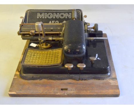 AEG Mignon Typewriter,