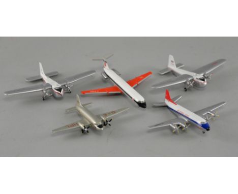 Twenty Five boxed die-cast model aeroplanes, mostly by Skyline to include, Comet, Trident, Viking, Fokker, F27-100, Aer Lingu