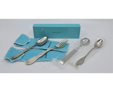 A Tiffany &amp; Co Chrysanthemum pattern sterling silver fork, import marks for London 1991, length 17.3cm, together with a T