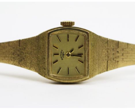 A Ladies ROTARY 9ct Gold Wristwatch with 17 jewel movement and integrall 9ct gold bracelet, 17.5g with glass (movement remove