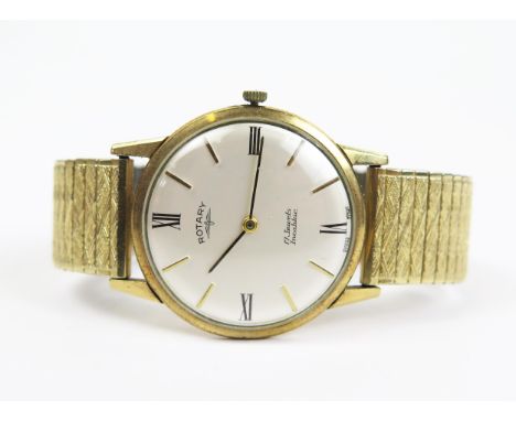 A Gent's ROTARY 9ct Gold Dress Watch with 17 jewel movement, 34mm case, London 1968, boxed. Running 