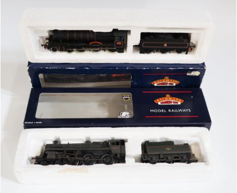 Two Bachmann OO Gauge Locomotives in Incorrect Boxes: 31-115 BR 4-6-0 Standard Class 4MT 75027 Weathered and 31-303 Manor Cla