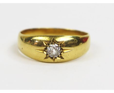 An 18ct Gold and Diamond Gypsy Ring, stone c. 3.3mm, size P, 4.3g 