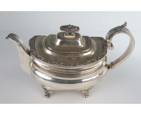 A George IV Silver Teapot with foliate decoration, 28cm long, London 1823, TJ, 669g 