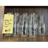 LOT: (8) Items en Verre, avec Logo