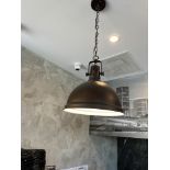 (3) Lumières Domes Suspendues, Noires, QUANTITÉ X PRIX MISÉ - ( À DÉFAIRE PAR ACHETEUR)